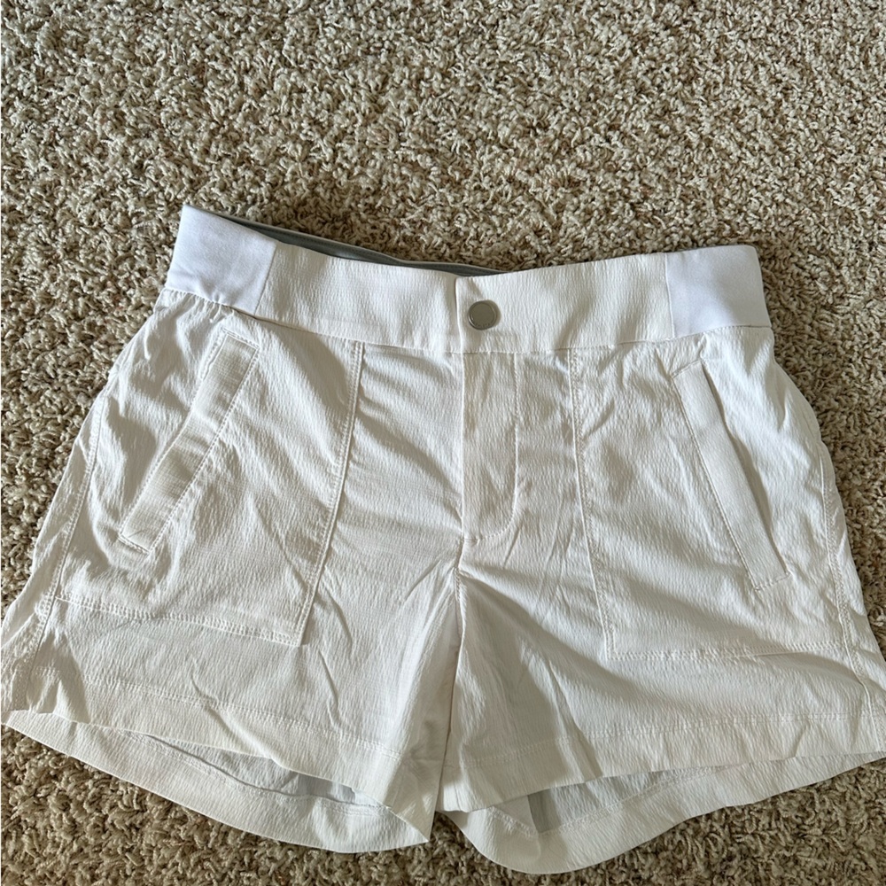 White athleta size 2 shorts